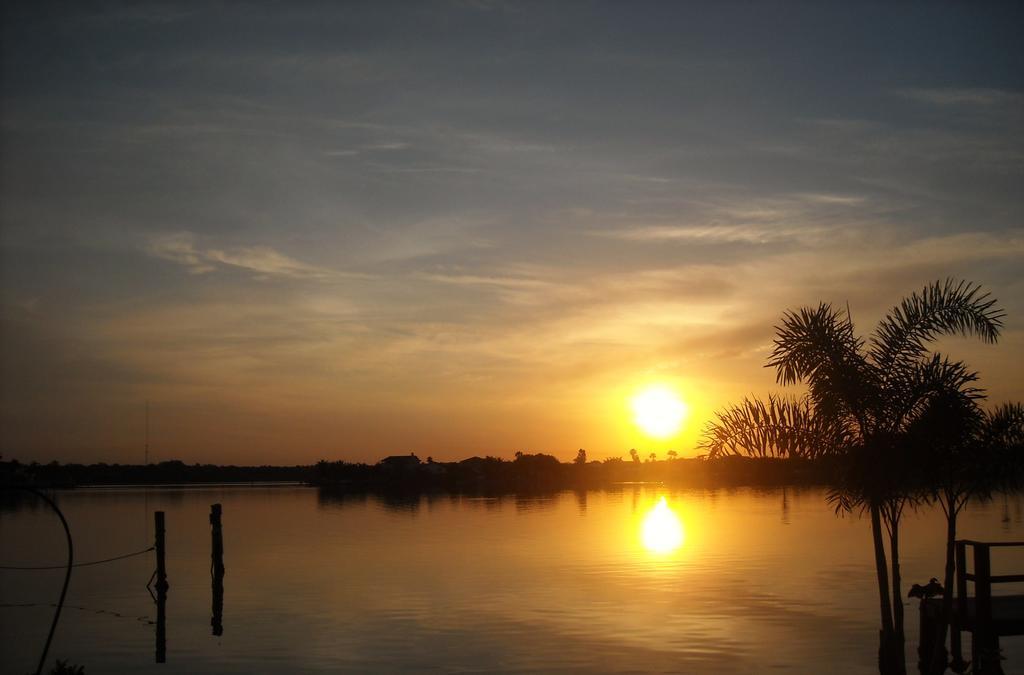 Boca Ciega Bay Apartment St. Pete Beach Bagian luar foto
