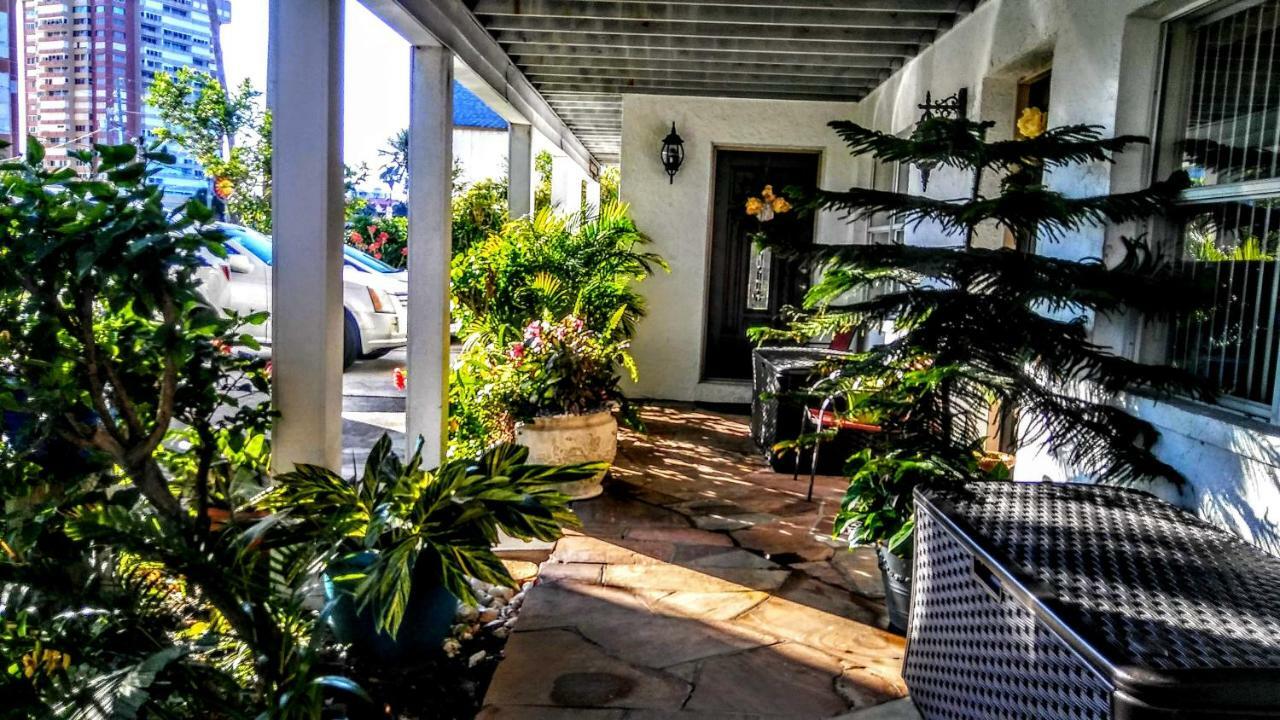 Boca Ciega Bay Apartment St. Pete Beach Bagian luar foto