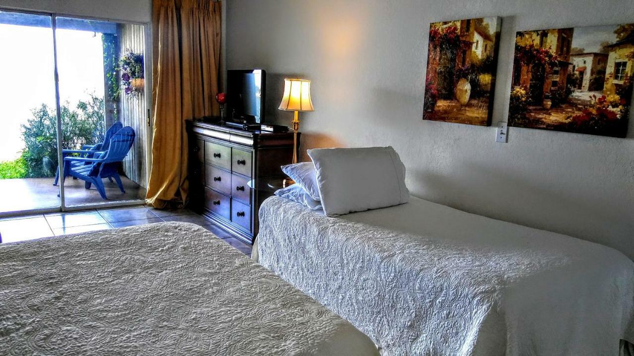 Boca Ciega Bay Apartment St. Pete Beach Bagian luar foto
